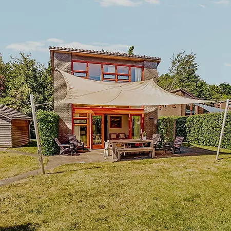 Dutchen Buiten Bergen *